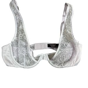 Victoria’s Secret Plunge Bra Light Pink Size 34C  [358]